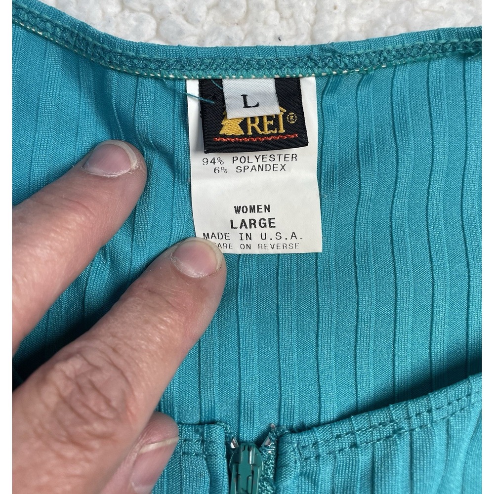 Vintage REI Women's Biking/Hiking Tank Top Teal Size Large - Picture 2 of 6